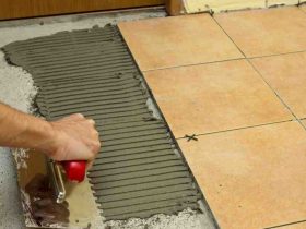 Comment bien coller le carrelage ?